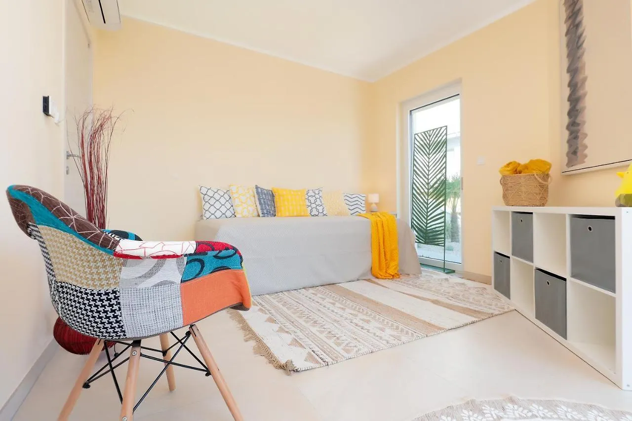Villa Sunny Icici- Apartment Sun 0*,